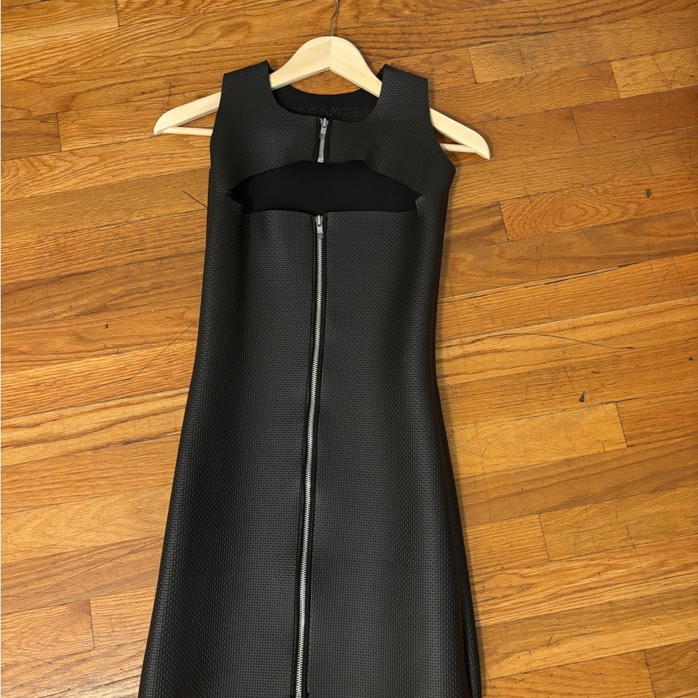 Elegant Black Sleeveless Dress